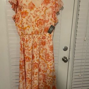 Vince Camuto Radiant Orange Floral Maxi Dress in Size XL with tags
